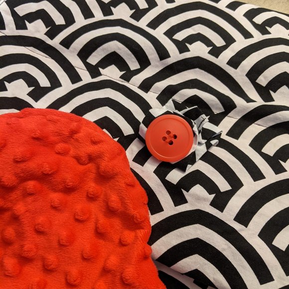 Classic Carseat Canopy Minky-lined Carseat Cover - 2 available red or gray minky - Picture 7 of 10